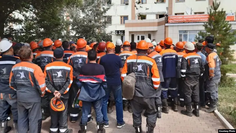 Шұбаркөл көмір кеншілер талабынан соң жұмыс тобы құрылғанын хабарлады