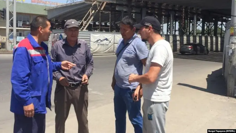 Алматыда көпір құрылысшылары жалақысын даулады