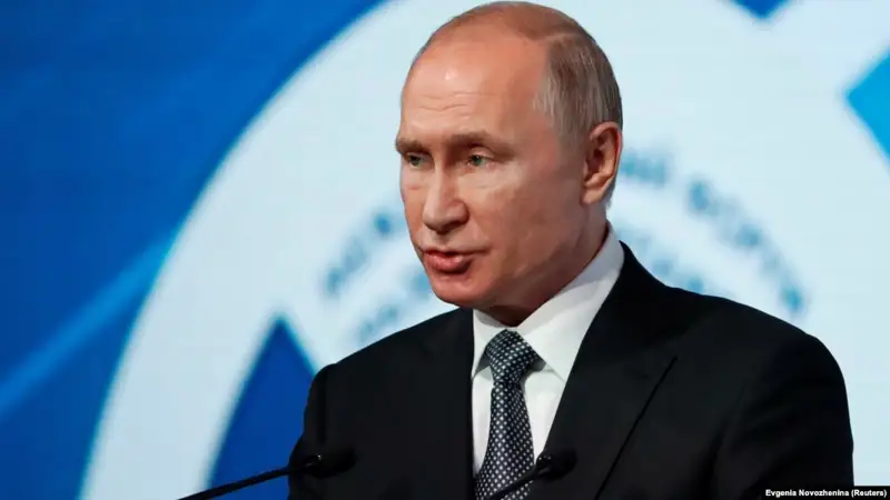 Путин саясаттан кету жайлы әңгіме қозғауға әлі ерте деп санайды