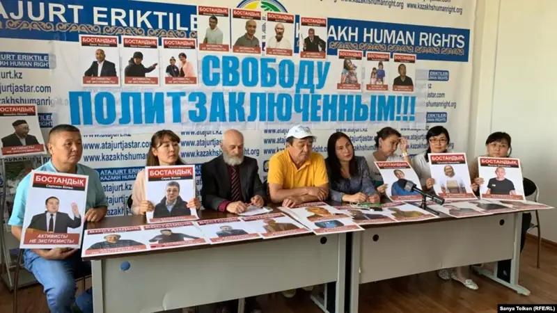 Белсенділер Жәкішевті, Боқаевты, Атабекті қамаудан босатуды талап етті