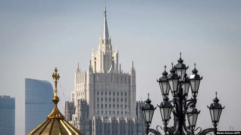Африка жағалауында пираттар үш ресейлікті тұтқынға алды