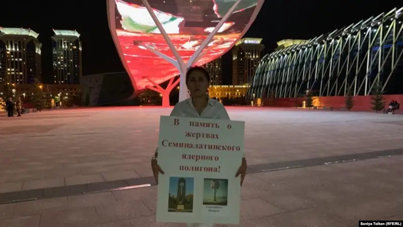 Нұр-Сұлтанда белсенділер Семей полигоны құрбандарын еске алды