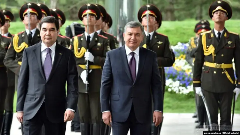 Түркімен президенті Бердімұхамедовтің Мирзияевті туған күнімен құттықтағаны хабарланды