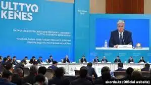 Жүріс-тұрысын кім төлейді?
