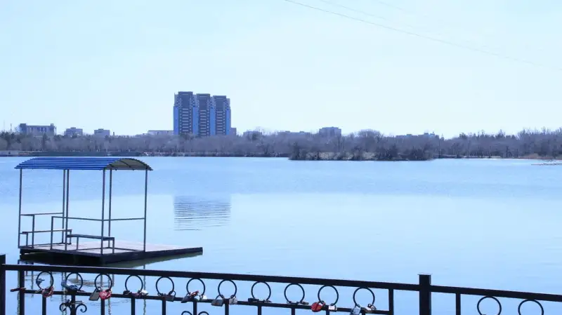Әкім жеткенше арнасы толып қалатын көлдің жағдайы мүшкіл
