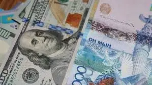 Сарапшы ақшаны қандай валютада сақтау керегін айтты