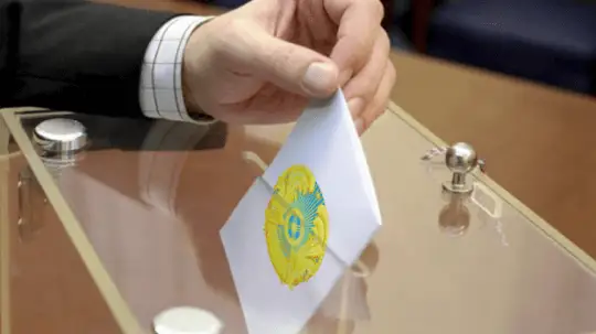 Мәжіліске үш партия өтті - exit poll