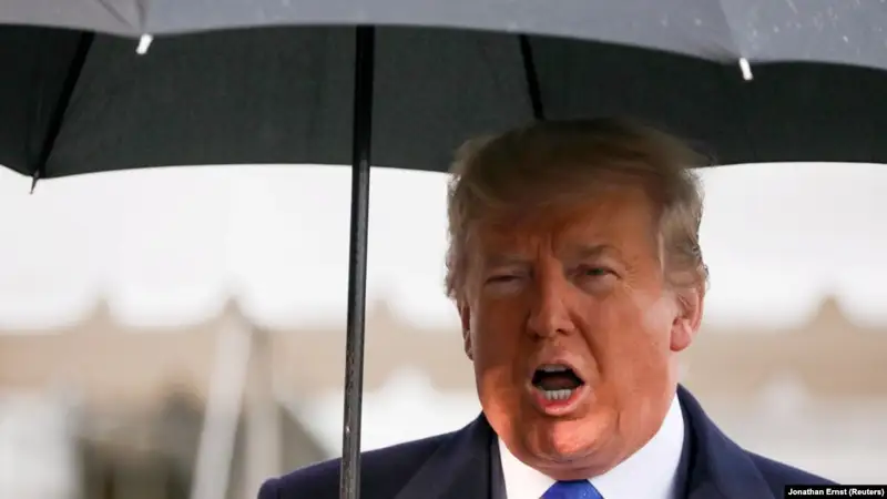 Трампты өкілетін асыра пайдаланды деп айыптады