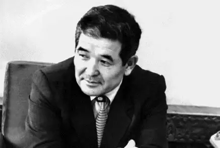 Ғибраты мол, сыйлы азамат еді...