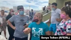 Нұр-Сұлтанда Нұрлы жер бағдарламасымен салынған үй қабырғасындағы жарықтар тұрғындарды алаңдатты