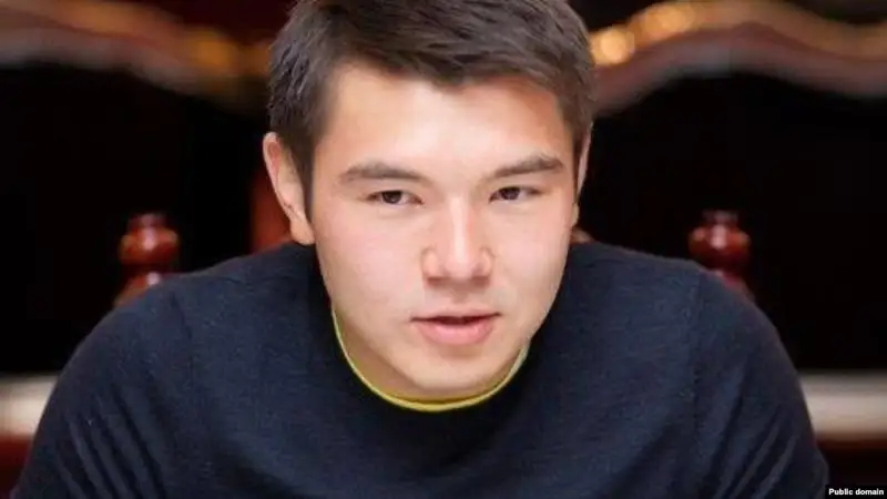 Лондон соты Айсұлтан Назарбаевты шартты жазаға кесті