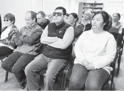 Дүниенің көркемдігін бір сәт болсын көргім келеді