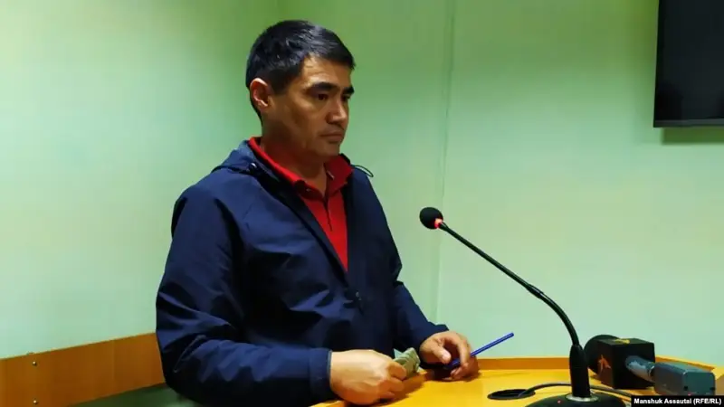 Полицияға бағынбаған белсенді Болат Смағұлов 4 күнге қамалды