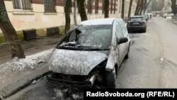 Украинада полицей журналистің көлігін өртеді деген күдікке ілінді