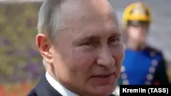 Путин: Ресей індетті еңсеріп келеді, ал АҚШ-та - дағдарыс