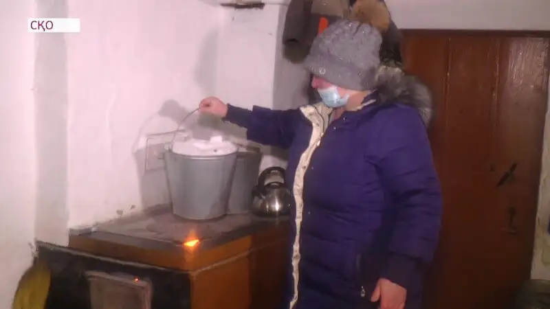 Солтүстік Қазақстанда бүтін бір ауыл қар суын ерітіп ішіп отыр (видео)