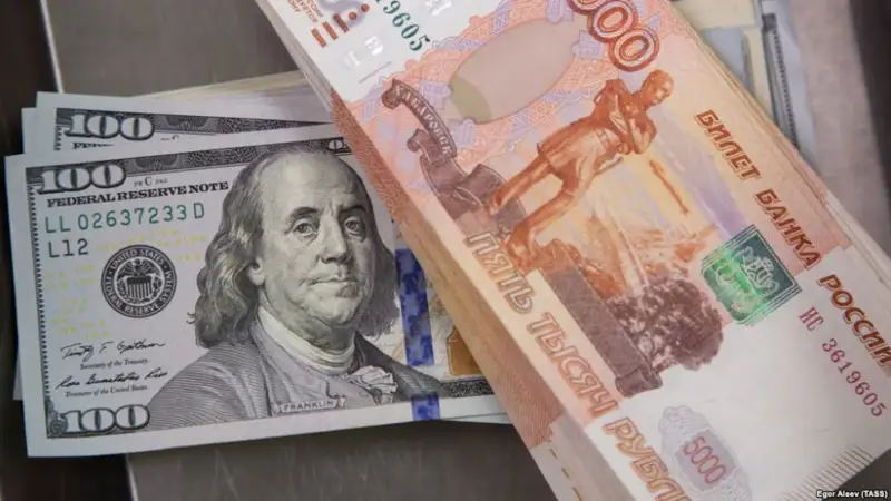 Ресейдің доллардан арылуға асығуы нені аңғартады?