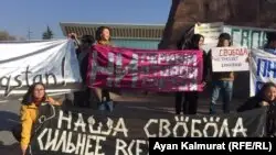 Мәжіліс қоғамда дау туғызған Бейбіт жиын өткізу туралы заң жобасын қабылдады, құжат сенатқа жолданды