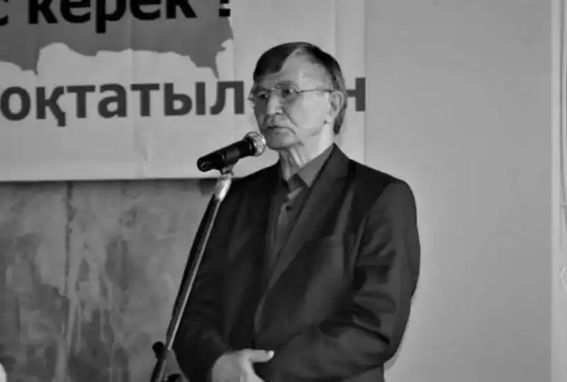 Уақыт Жасарал Қуанышалин жағында