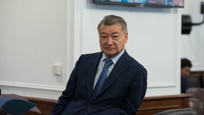 Ахметов міз бақпайды