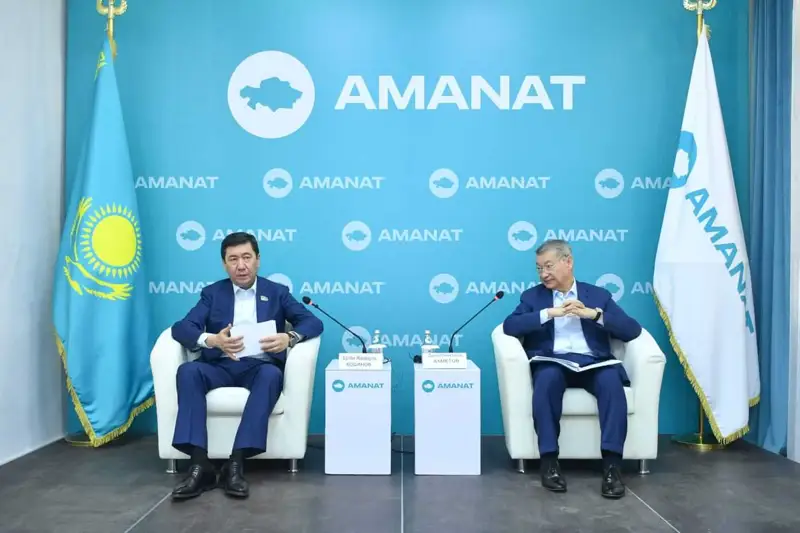 Партияның ауқымды электораты референдумды қолдауы керек – Е.Қошанов