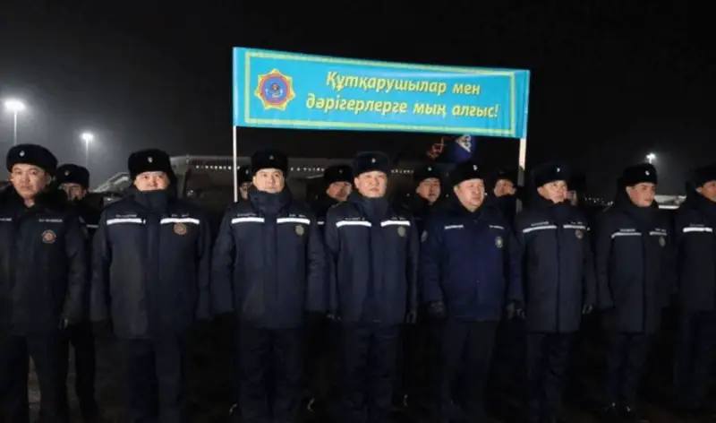 Қазақстандық құтқарушылардың алғашқы тобы Түркиядан елге оралды
