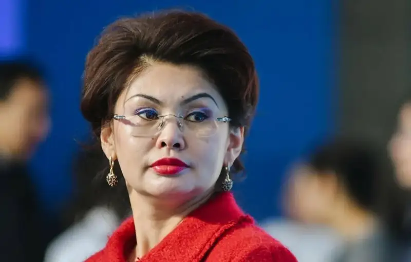 Министр Балаева мектептегі хиджаб кию мәселесі бойынша мәлімдеме жасады