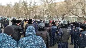 Алматыдағы тәртіпсіздіктер кезінде Қорғаныс министрлігінің 130 курсанты зардап шекті