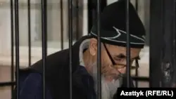 Қырғызстанда түрмеде жатқан құқық қорғаушы Әзімжан Асқаров қайтыс болды