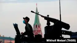 Бірнеше постсоветтік ел басшылары Мәскеудегі парадқа барудан бас тартты