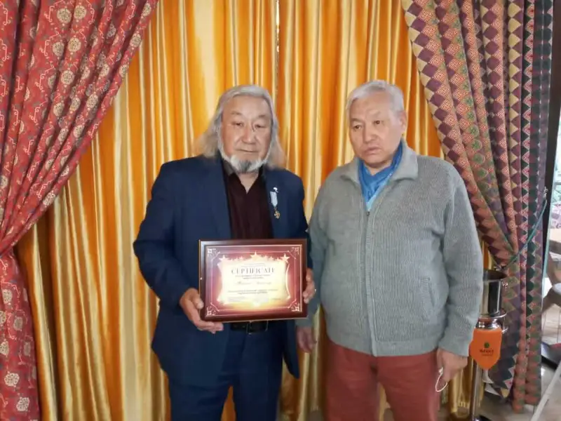 Амангелді Жікенов - Қазақ өнерінің қайраткері
