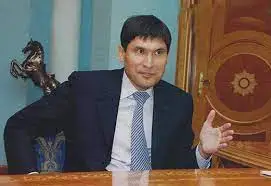 Қоқыстан шыққан миллионер. Ыдырысов бағаны да өсіреді, өзі де өседі