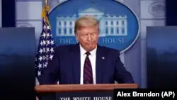 Трамп АҚШ-тың барлық штатында апатты жағдай жариялады