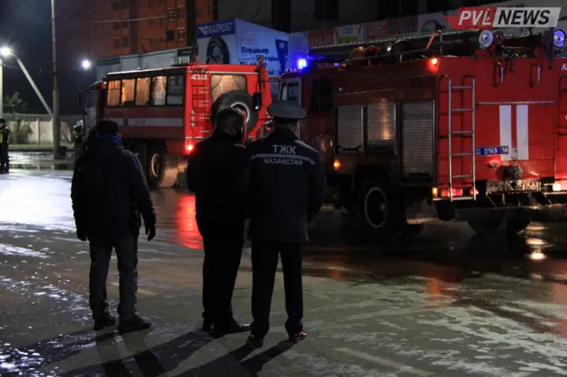 Павлодарда ірі сауда үйі өртеніп кетті