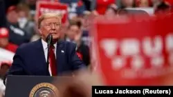 Трамп кей шетел жұмысшыларының АҚШ-қа келуіне тыйым салды. Арасында hi-tech мамандары да бар