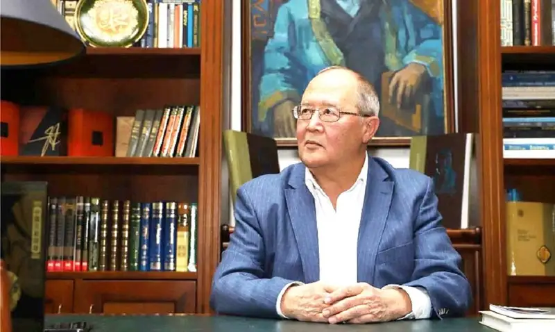 Белгілі ғалым, қоғам қайраткері Мұрат Әуезов 80-ге келді