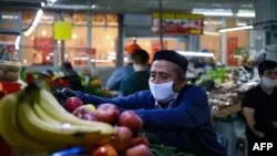 Алматыда коронавирусқа байланысты Көк базар жабылды