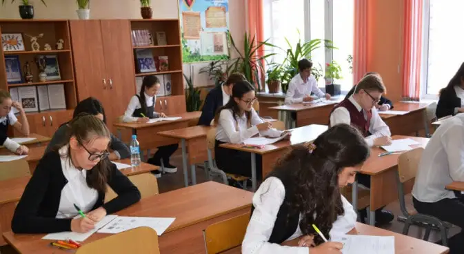 Әлеуметтік желіден қорыққан Тараз қалалық білім бөлімі әділдіктен аттап кетті