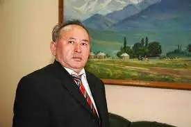 Несіпбек Айтұлының алтынды жыр сарайы