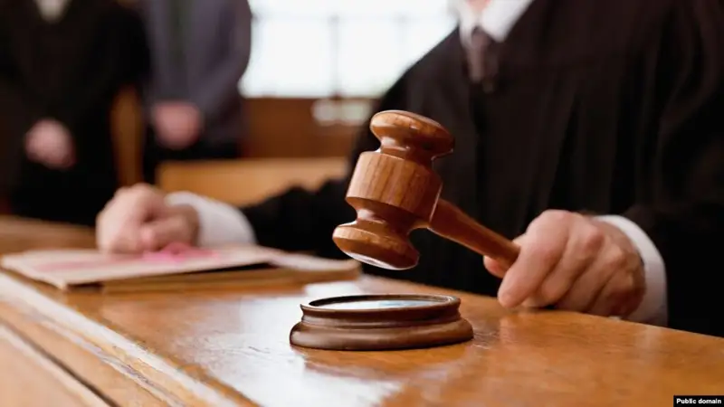 ҚДТ-ны қолдады деп айыпталған Ақмарал Керімбаеваның бостандығы шектелді