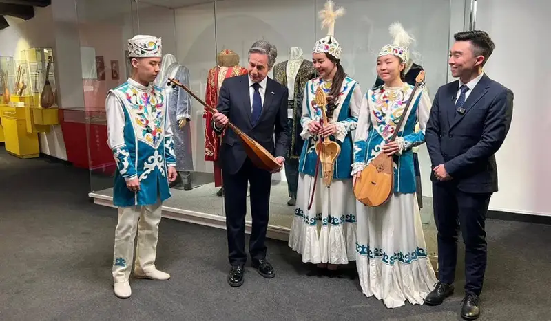 Сабыр түбі сары алтын