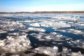 Сырдарияның суы жазда жетпейді, қыста тасиды