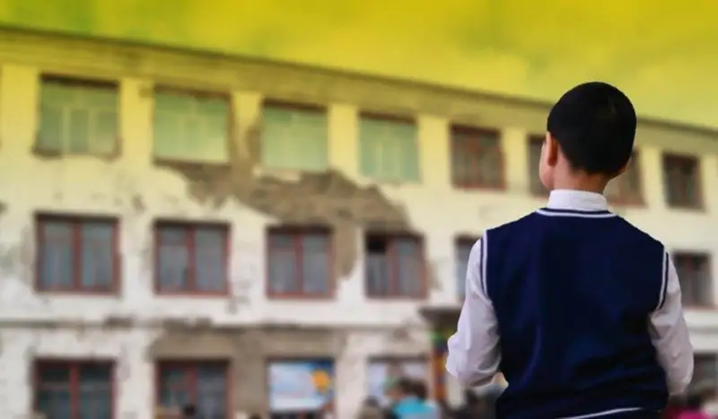 Оқушылар Сұлтанғазиев ұшырған шарға мініп оқымаса...