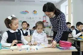 Қағаз жазудан қолы босап, ұстаз қашан бала оқытады?