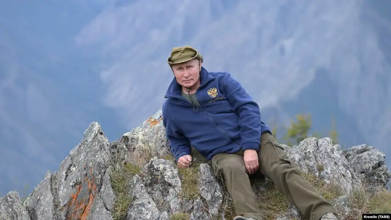 Путин туған күнінде өз жалақысын көбейтті