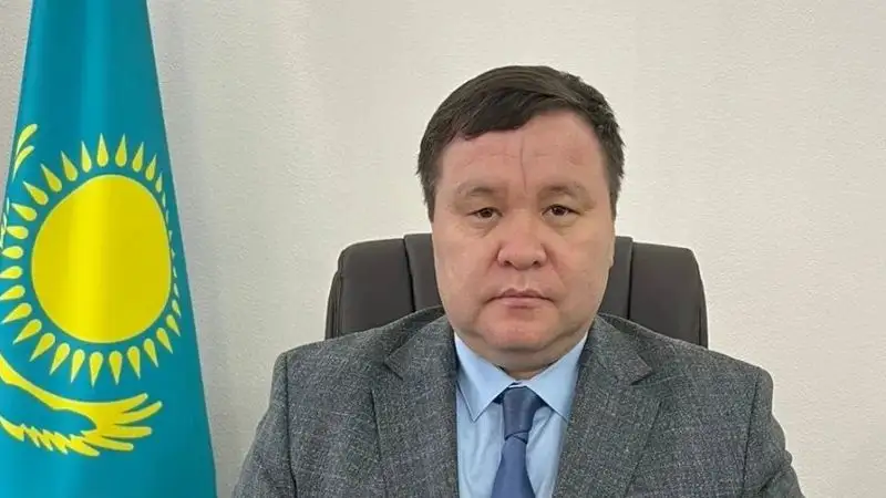 ШҚО-да Ленин ескерткішін жөндеуге ақша бөлген Алтай ауданының әкімі өз еркімен қызметінен кетті