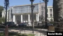 Душанбеде мұғалімнің қазасынан кейін оқушылар үйлеріне қайтарылды