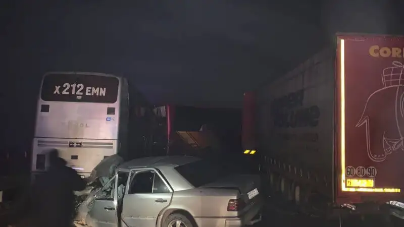 Алматы облысындағы тасжолда ірі жол апаты болды: бір адам қаза тапты