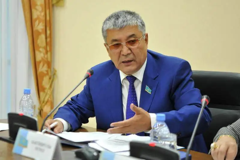 Мұрат Бақтиярұлы: Парламенттегі популистер  заң шығарушы құрылымның беделін әбден түсірді