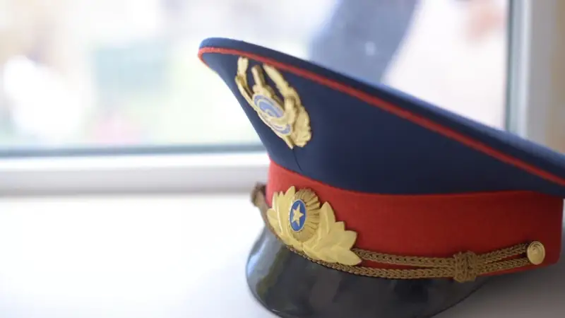 Полицей неге суицидке барды?